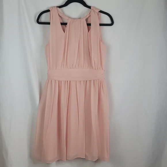 asos light pink dress ASOS light pastel pink midi dress S (4-6)